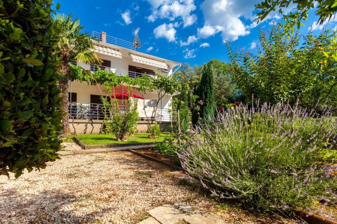 Apartment Maria Malinska Exterior foto